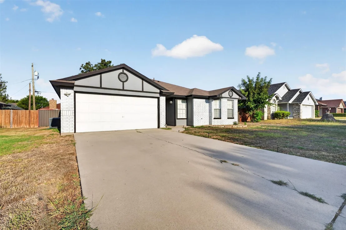 Photo of 1817 Dusk DR