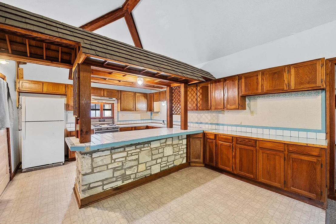 Photo of 1401 High Chaparral DR