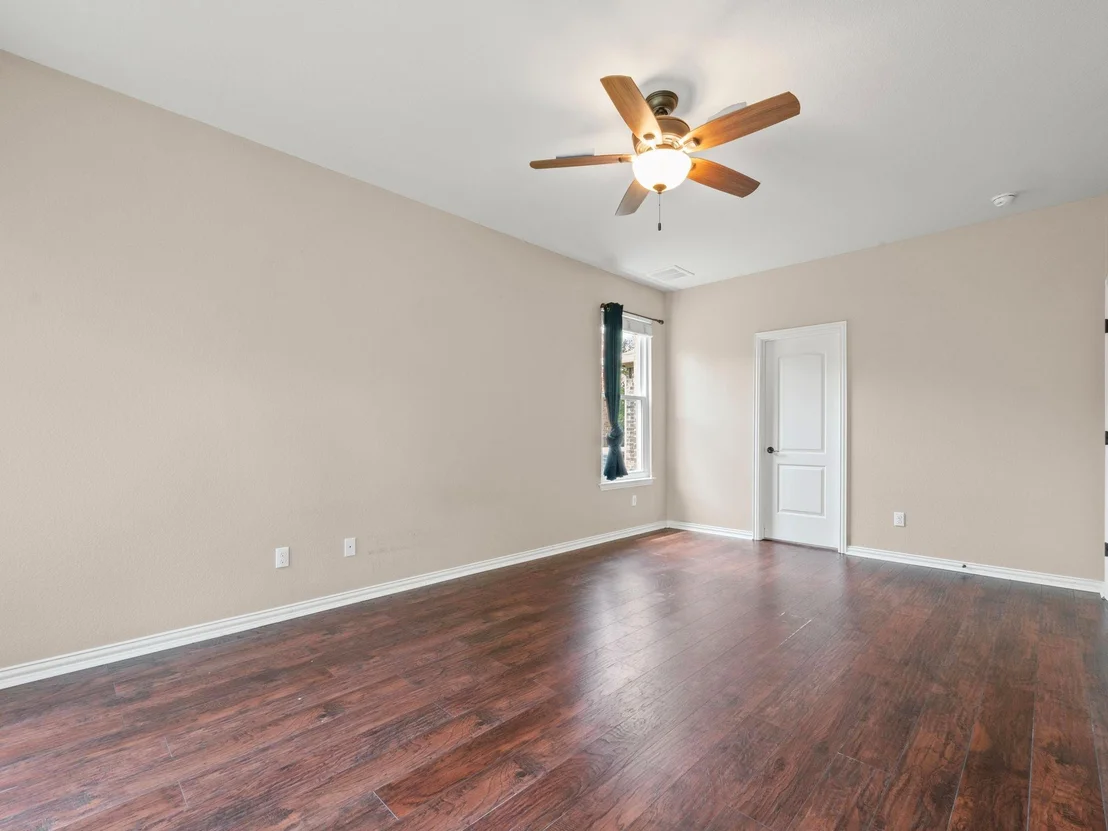 Photo of 1341 Talley LOOP