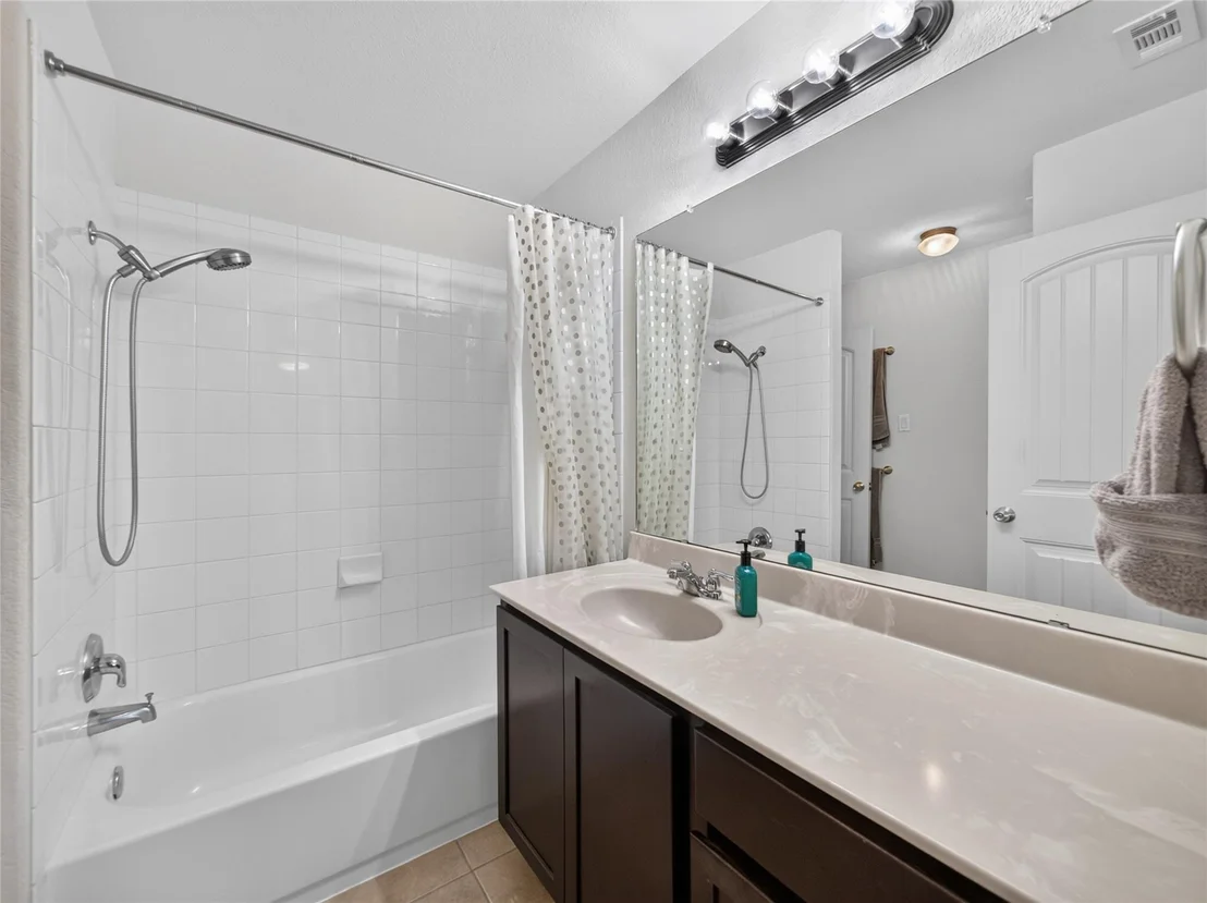 Photo of 101 Paul Azinger DR
