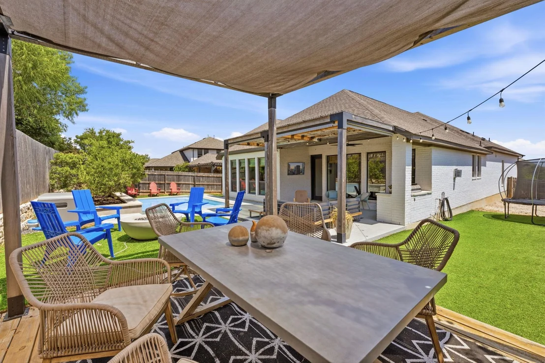 Photo of 301 Carpenter Hill DR