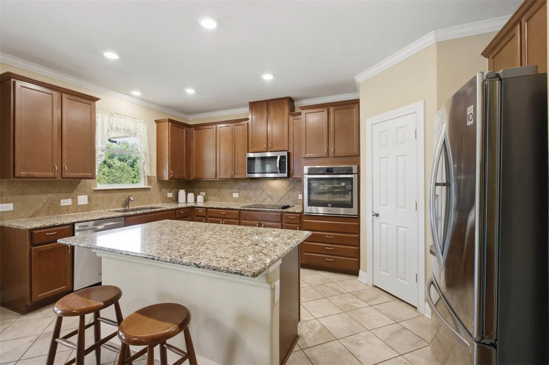 Photo of 626 Landon Samuel LOOP