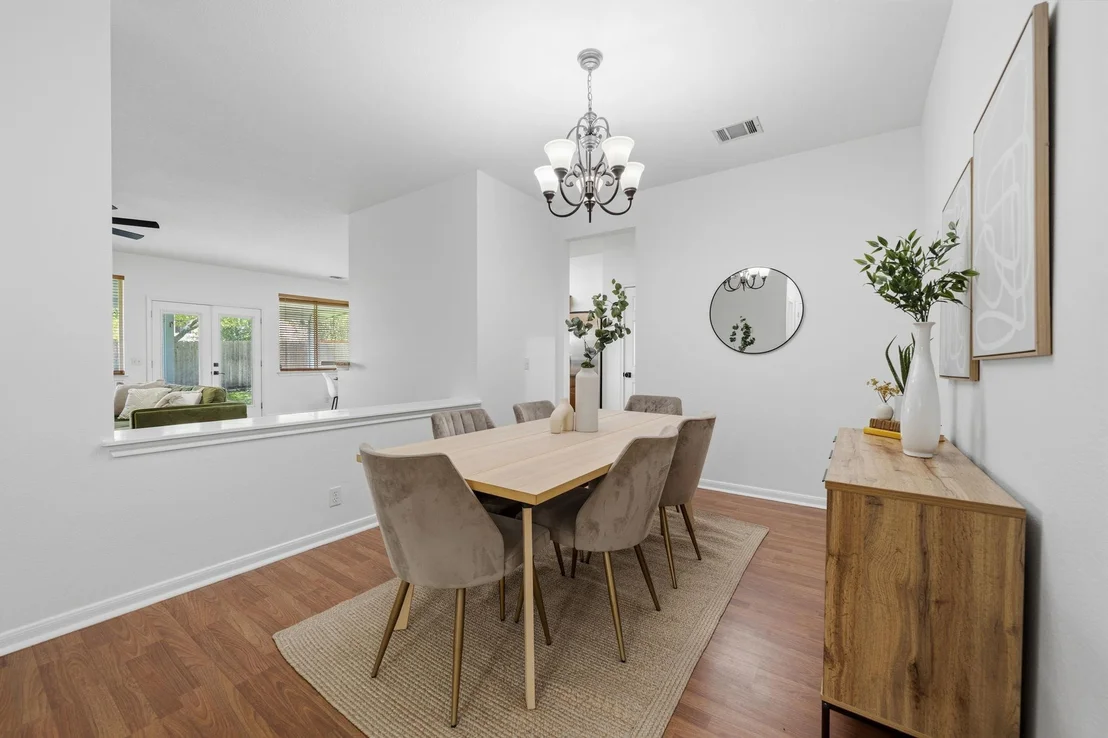 Photo of 513 Tobin DR