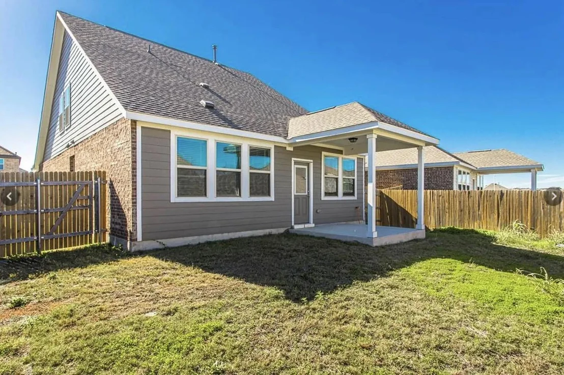Photo of 7516 Saginaw DR