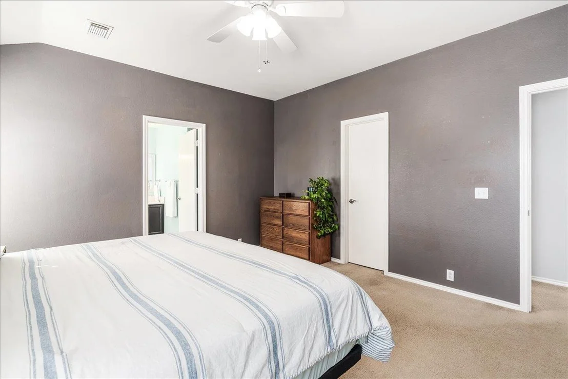 Photo of 15001 Lantern DR