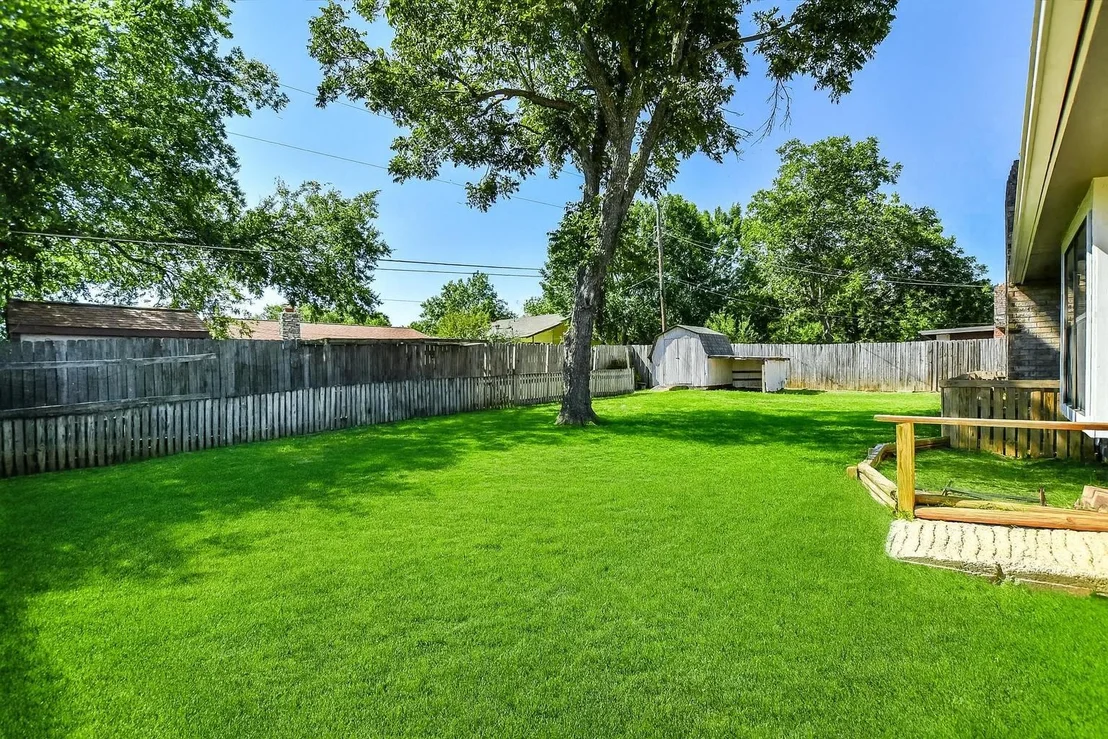 Photo of 703 Windsor RD