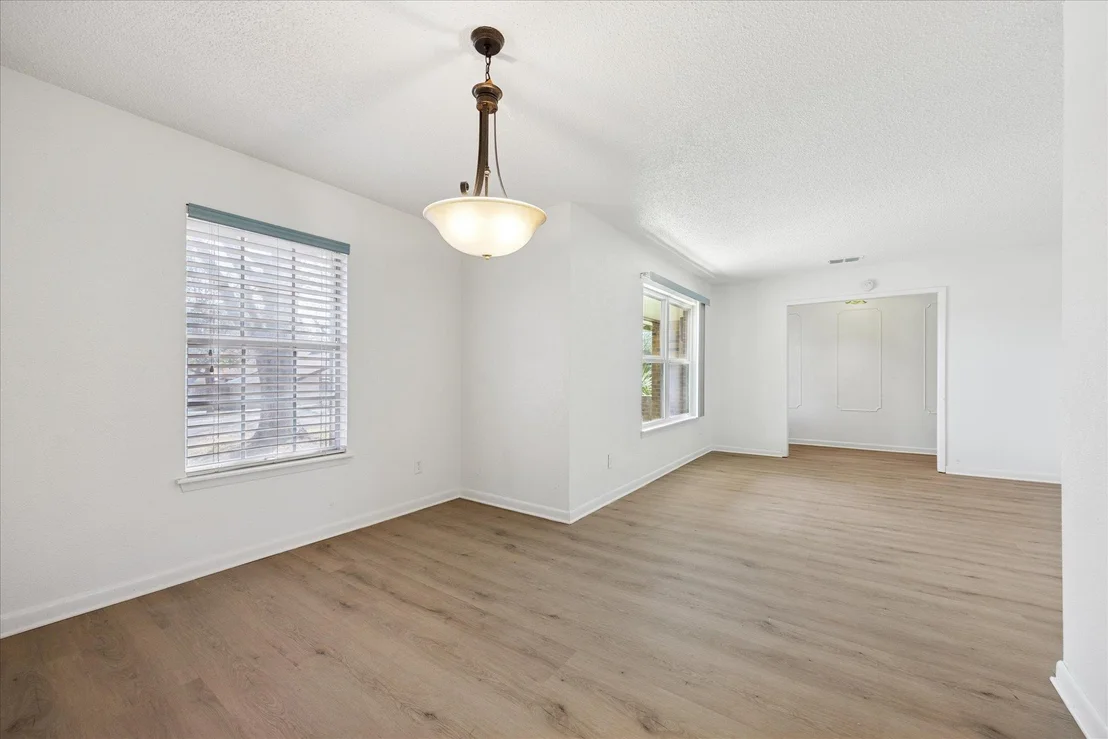 Photo of 10512 Walnut Bend DR