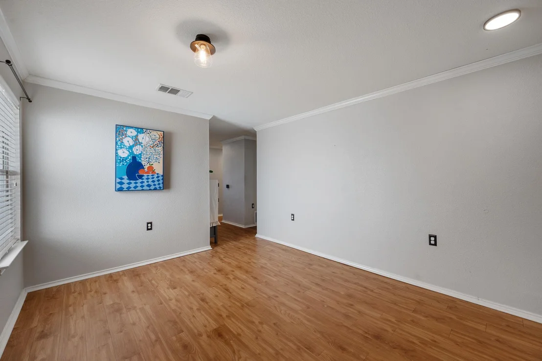 Photo of 5321 Krueger LN S