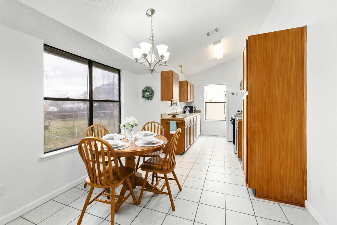 Photo of 2305 QUICKSILVER BLVD