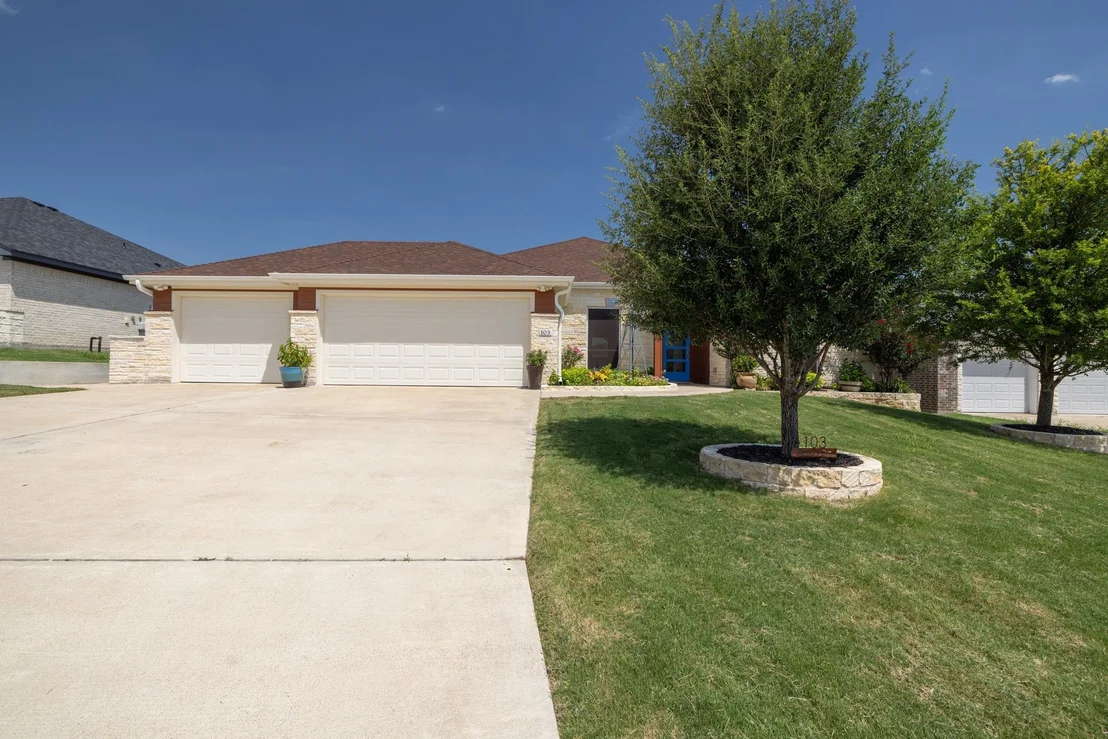Photo of 103 Slippery Elm DR
