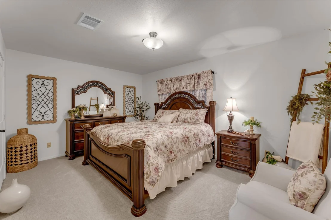 Photo of 386 Lake Loop