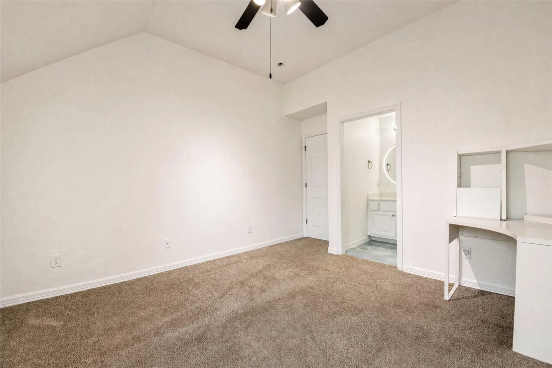 Photo of 2260 Fernspring DR