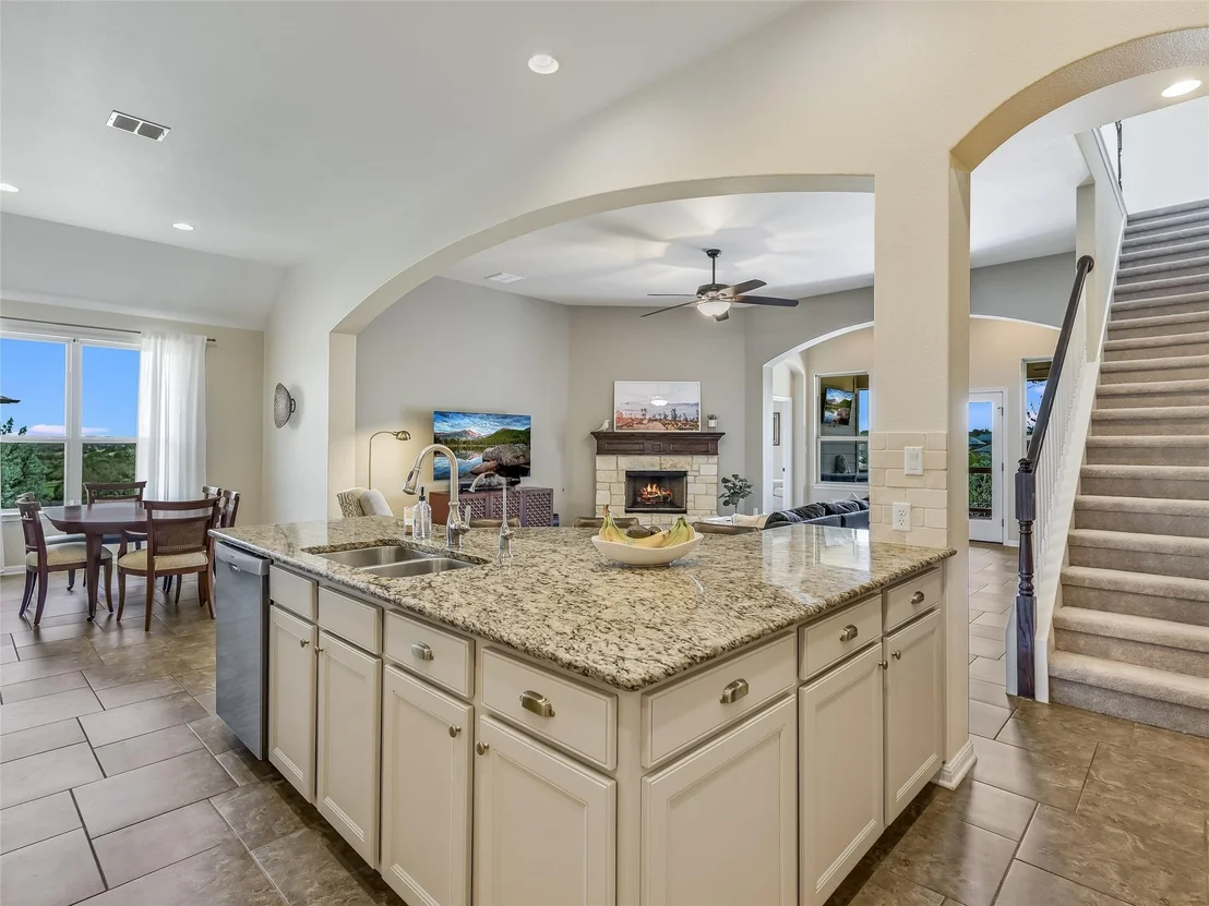 Photo of 696 Ledgestone DR