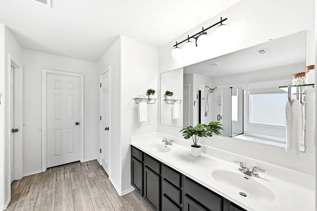 Photo of 184 Coral Stone TRL