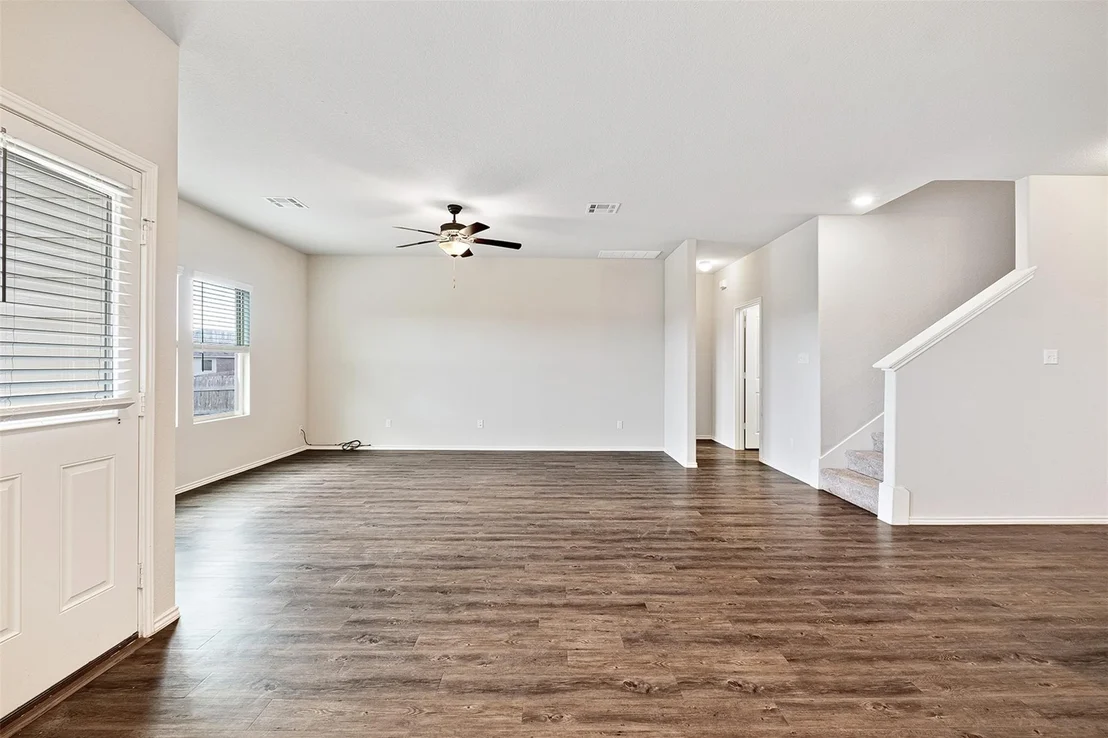 Photo of 285 Moon Stone TRL