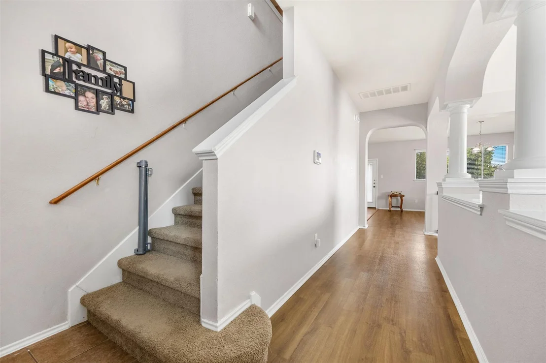 Photo of 4401 Golden Gate DR