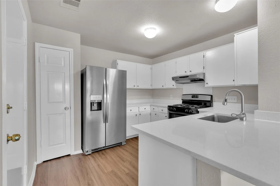 Photo of 9613 Curlew DR