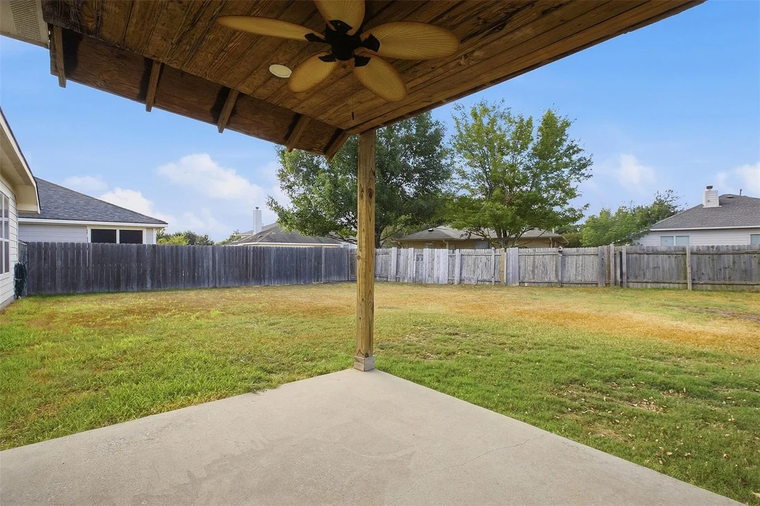 Photo of 1207 Utopia LN