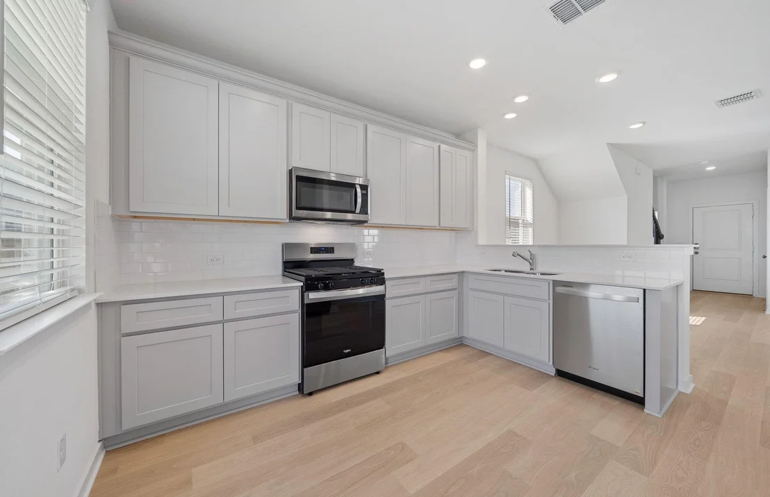 Photo of 608 Rubber Tree WAY