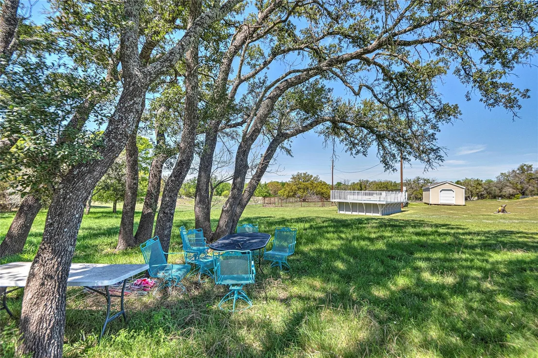 Photo of 1301 Oak Spring RD