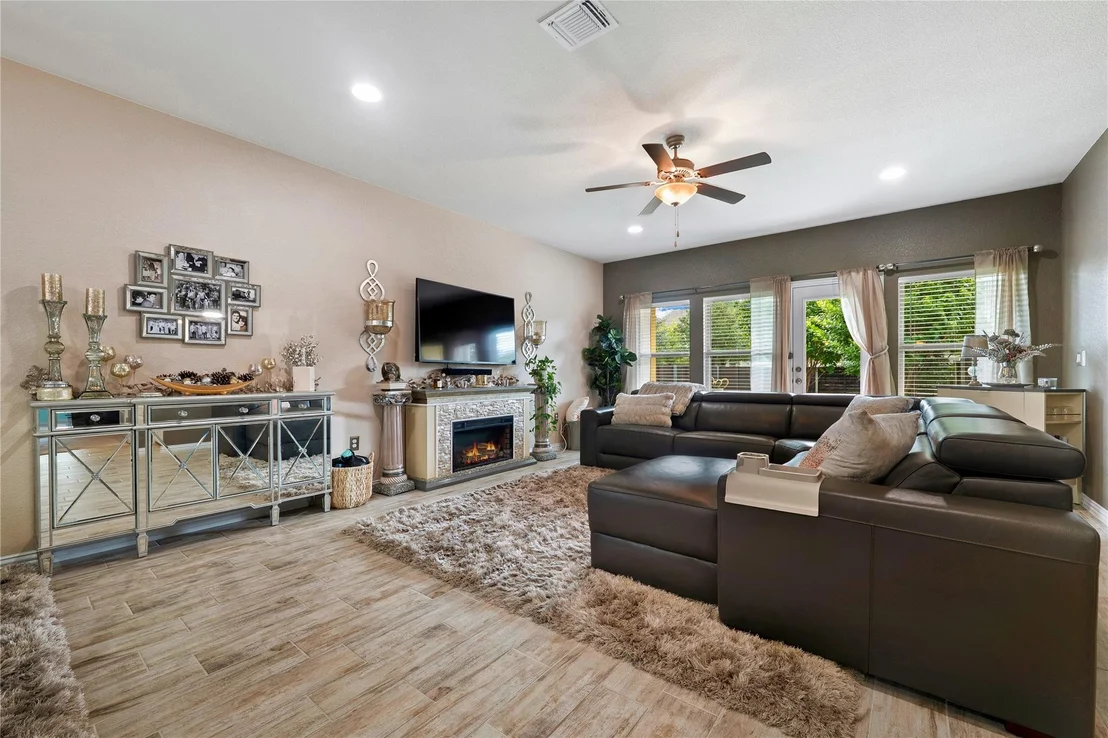 Photo of 8721 Sikes WAY