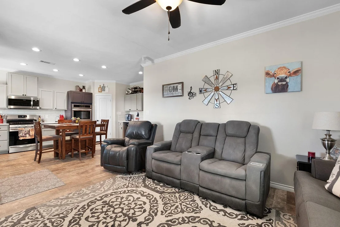 Photo of 2238 County Road 2109
