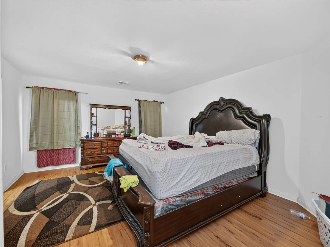 Photo of 417 Foxglove DR