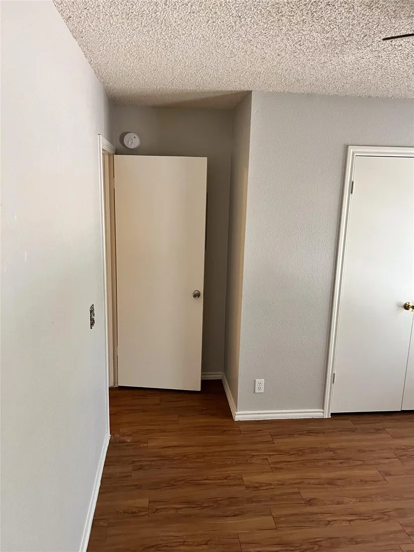 Photo of 13812 Spring Heath RD
