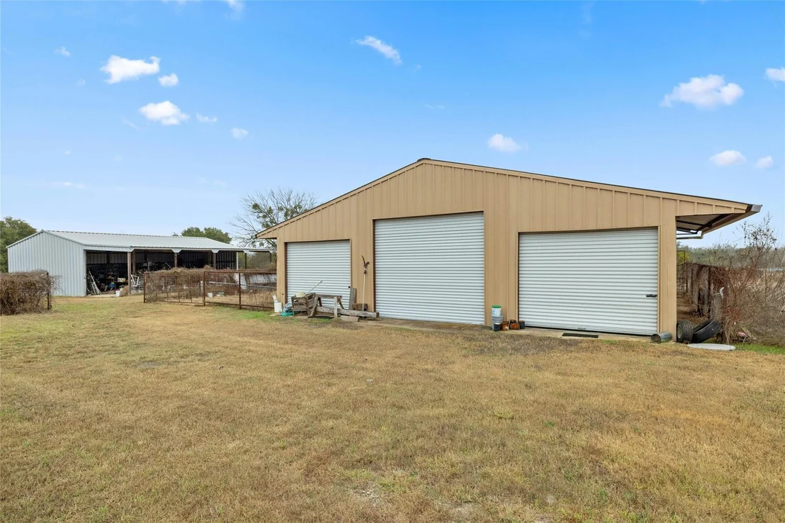 Photo of 1336 S Fm 1174