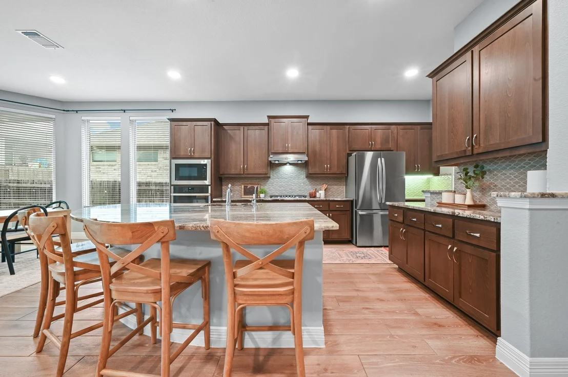 Photo of 154 Ashleaf DR