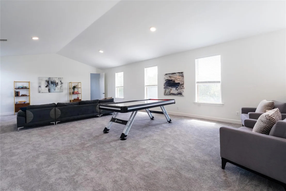 Photo of 724 Chama TRCE