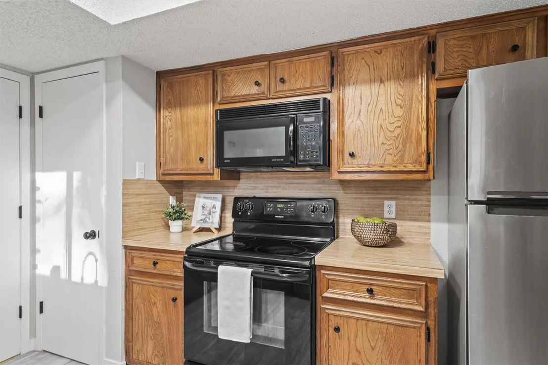 Photo of 702 Bosque TRL