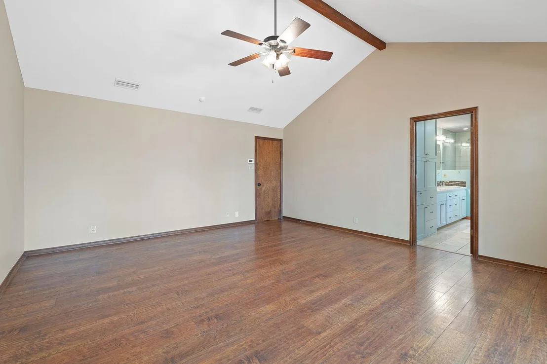Photo of 2013 Mayfield DR