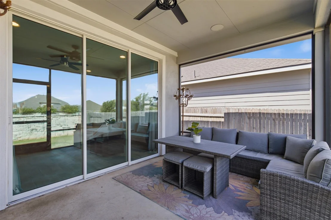 Photo of 208 Winding Hollow LN
