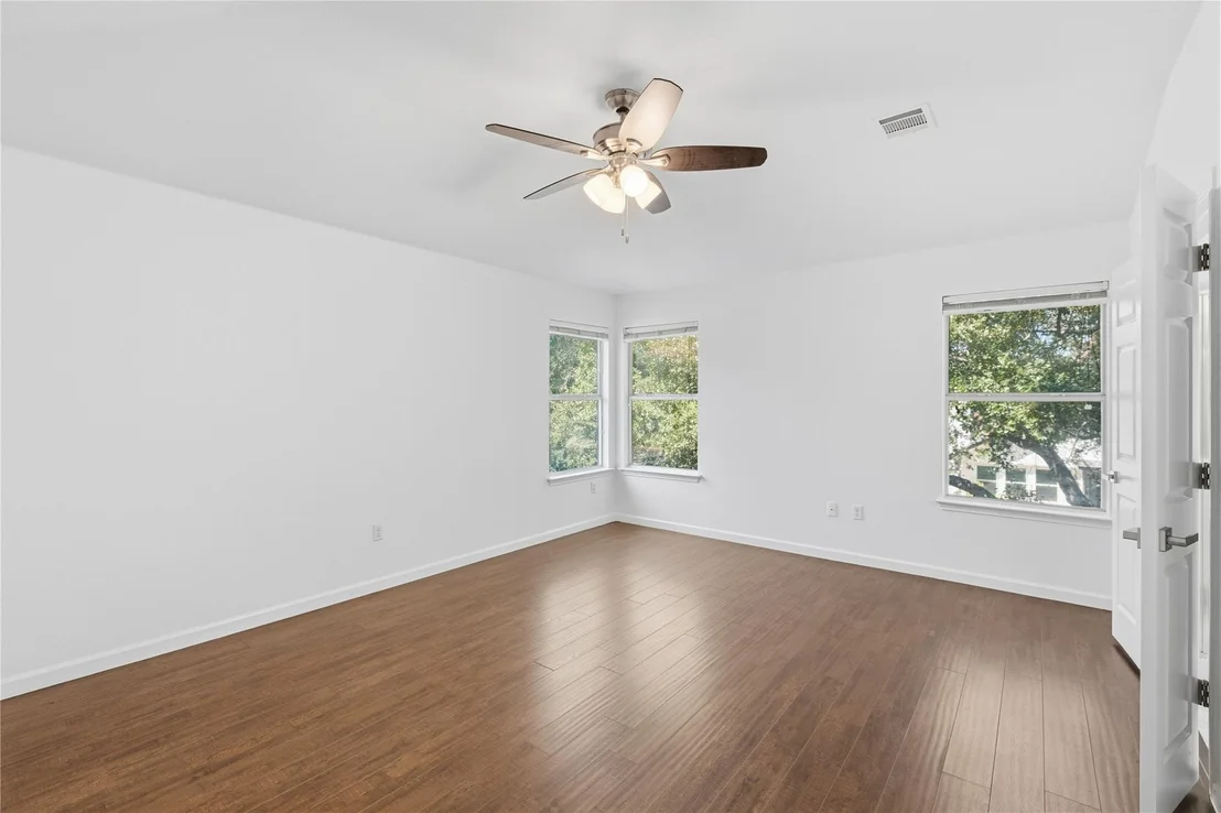 Photo of 4228 Columbine DR