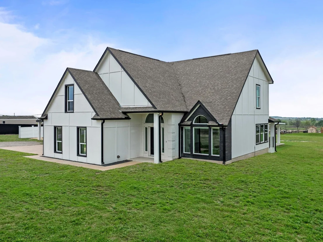 Photo of 150 Huntclub DR