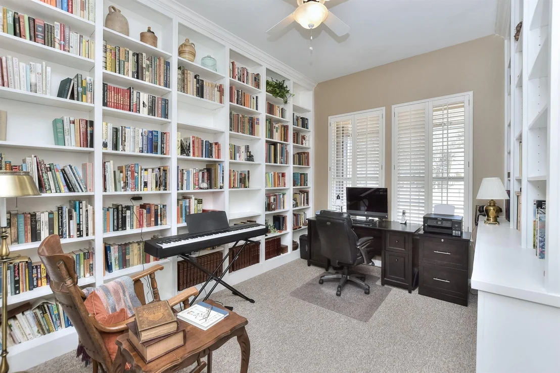 Photo of 111 Juniper Berry TRL