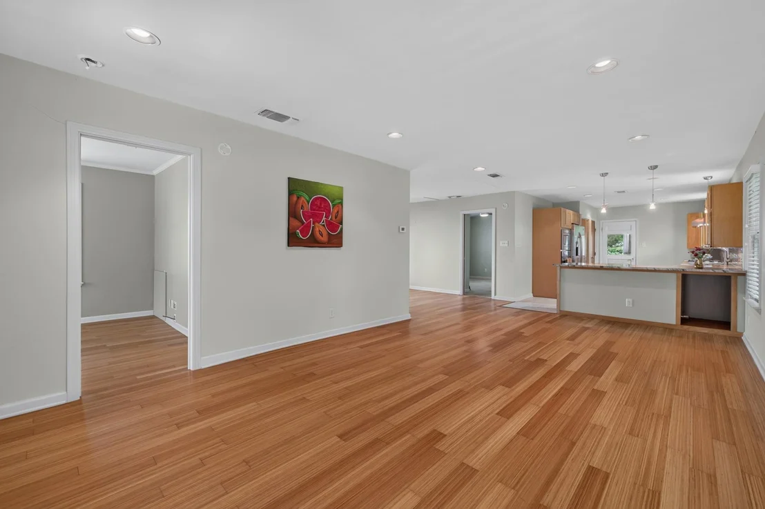 Photo of 4616 Sinclair Ave