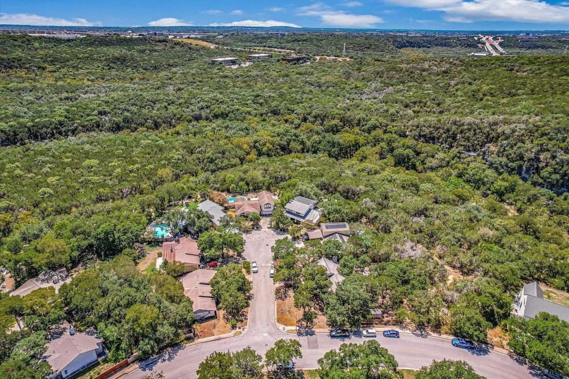 Photo of 2801 HORSESHOE BEND CV