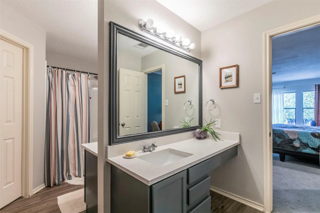 Photo of 4315 Triboro TRL