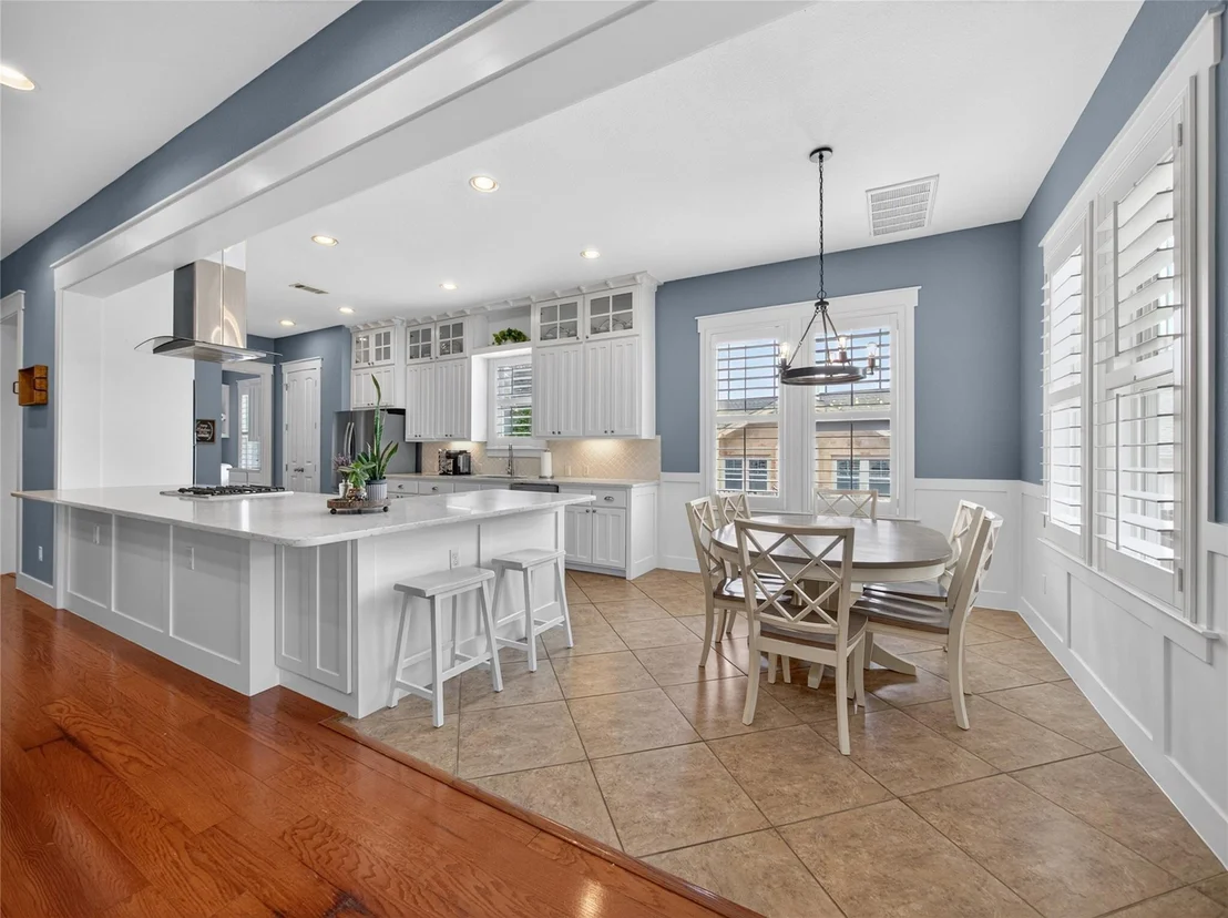 Photo of 2711 Grand Oaks LOOP