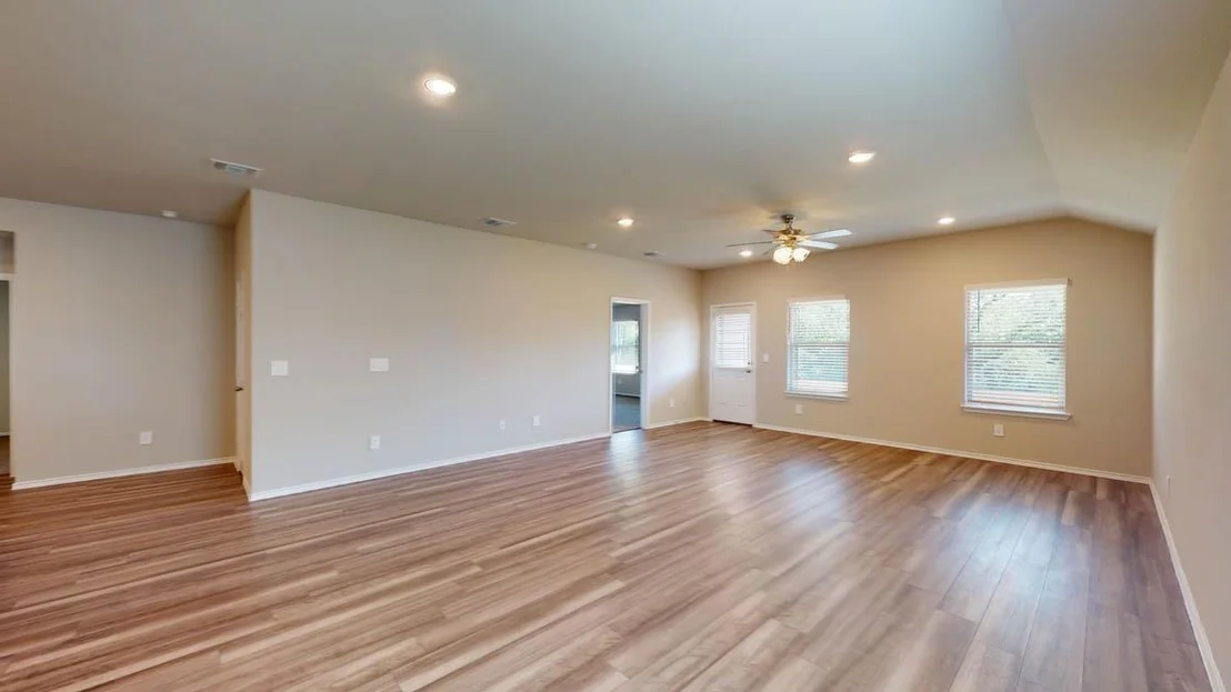 Photo of 413 Hector LOOP