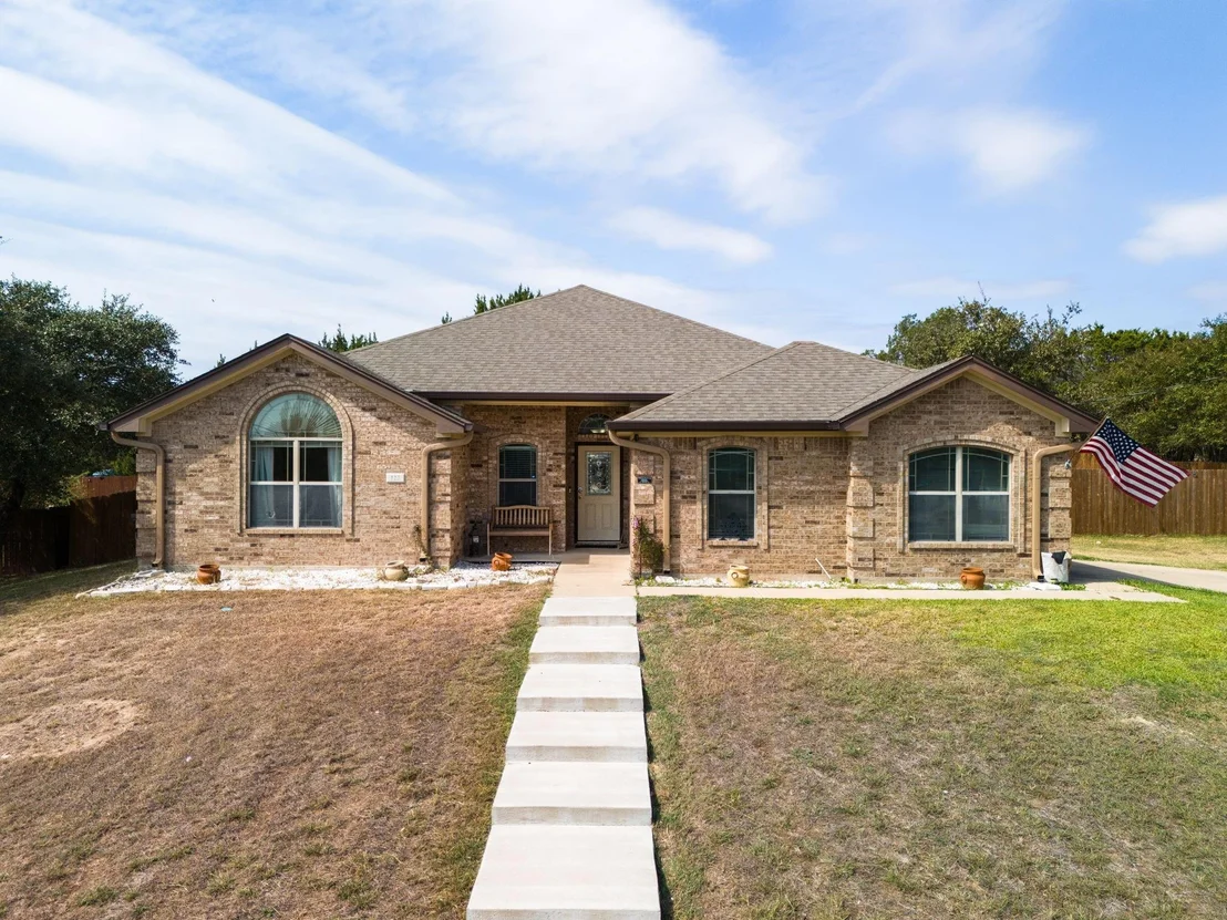 Photo of 122 Bobcat CIR