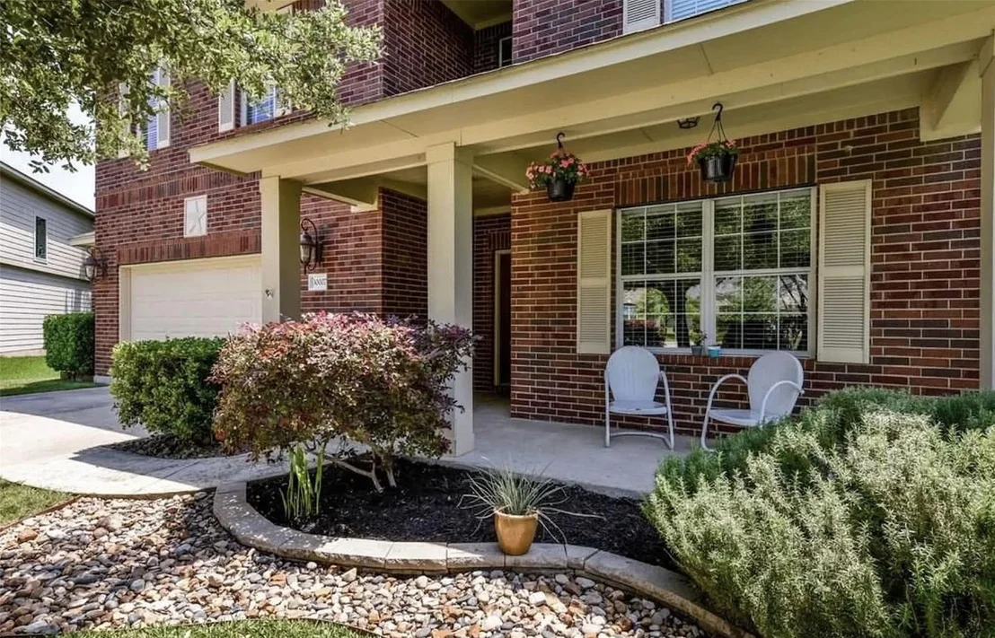 Photo of 30007 Bumble Bee DR
