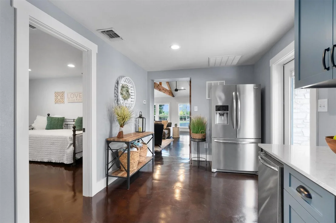 Photo of 1900 Walsh DR