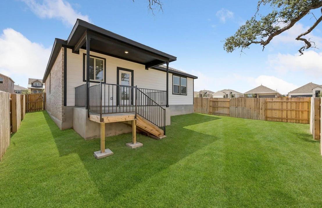 Photo of 120 Blackfoot Daisy PATH