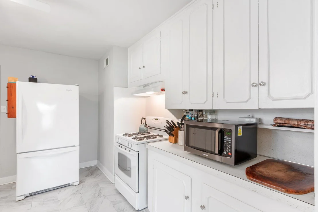 Photo of 907 N Avenue C