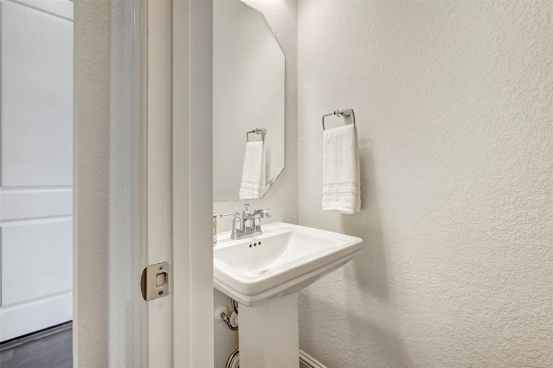 Photo of 2708 Brushwood Meadow