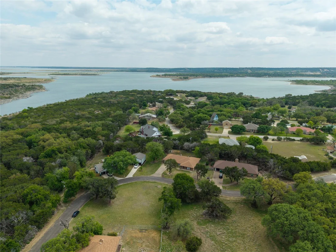 Photo of 2111 Chinaberry CIR
