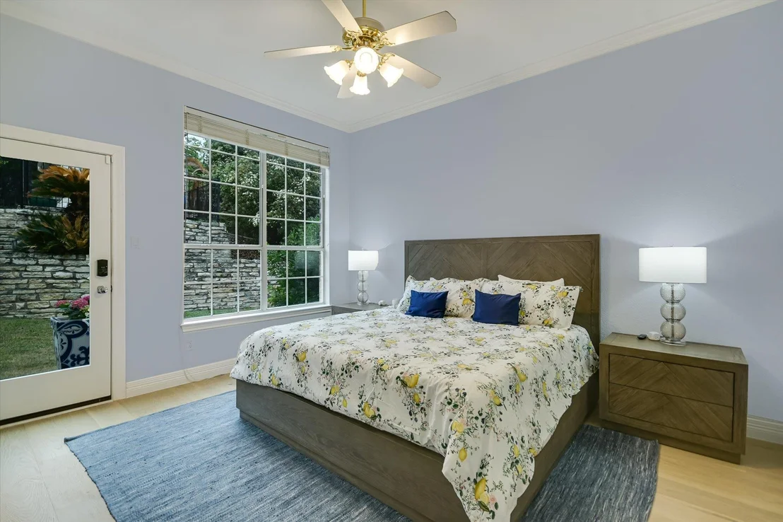 Photo of 2112 Cliffs Edge DR